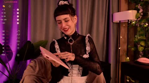 mika_moon_ online show from 12-16-24, 08:05