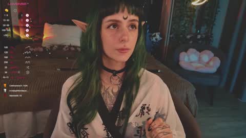 mika_moon_ online show from 03-09-25, 11:14