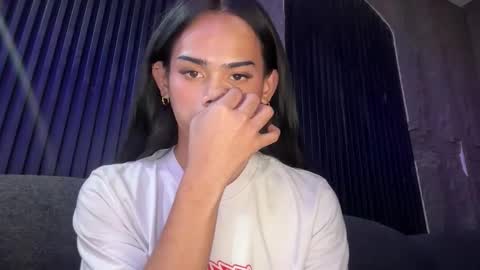 mika_pedersen online show from 10-30-25, 03:30