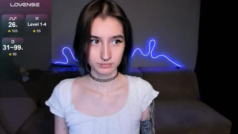 Mika online show from 02-08-26, 03:15