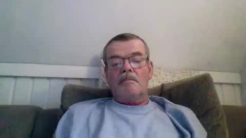 Snapshot of mikael42 chatting on 02-28-26, 02:40 mikael42 online show from 02-28-26, 02:40