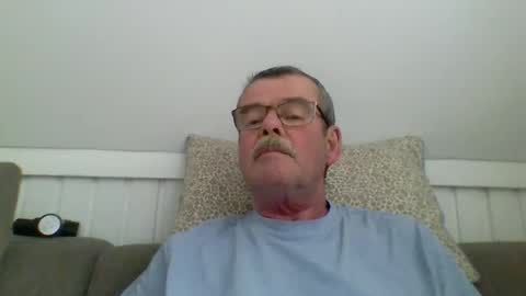 mikael42 online show from 04-25-26, 12:52