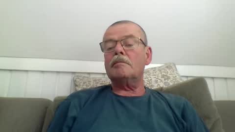 mikael42 online show from 05-08-26, 12:54