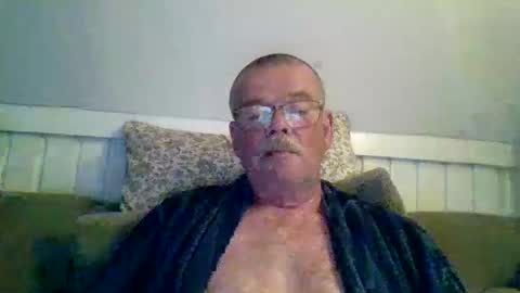mikael42 online show from 05-10-26, 07:08