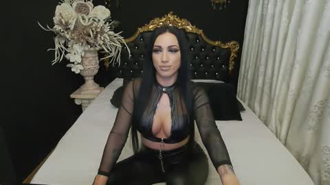 Mikaela online show from 02-07-25, 07:40