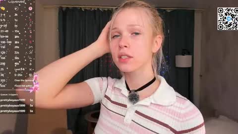 Angel girl online show from 05-18-26, 09:20