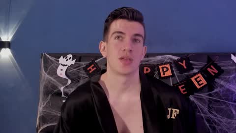 mikael online show from 10-29-25, 04:26