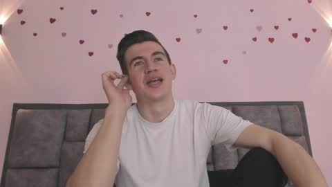 mikael online show from 04-22-26, 04:48