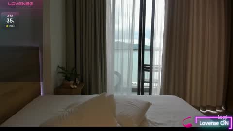 Snapshot of mikakimura chatting on 12-26-24, 03:38 Miko now i live in Vietnam online show from 12-26-24, 03:38