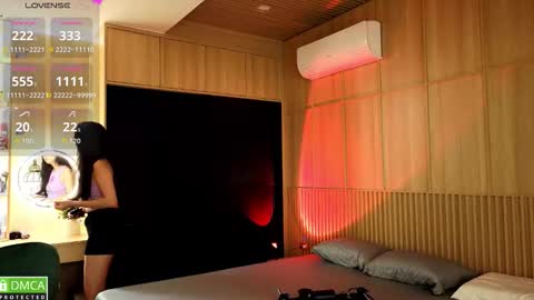 Snapshot of mikakimura chatting on 10-25-25, 03:40 Miko now i live in Vietnam online show from 10-25-25, 03:40