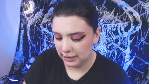 Mika online show from 04-28-26, 10:04