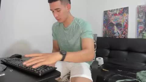 mike3xxx online show from 10-02-25, 01:56