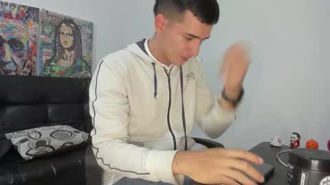 mike3xxx online show from 11-23-25, 05:29