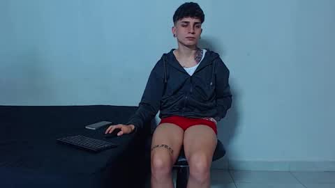 Mike IMDEPENDIENT MODEL online show from 01-11-26, 03:50