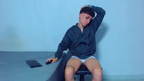 Mike IMDEPENDIENT MODEL online show from 04-27-26, 02:48