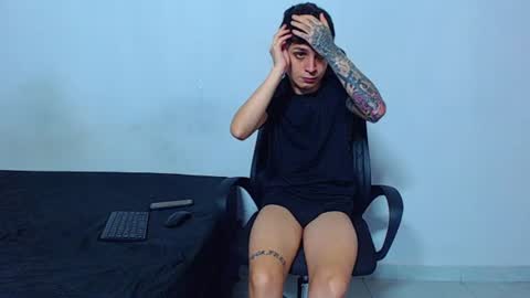 Mike IMDEPENDIENT MODEL online show from 06-13-26, 02:09