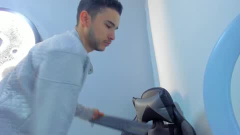 Mike  online show from 02-08-26, 11:13