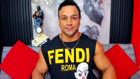 Snapshot of mike_estevess chatting on 12-03-25, 10:02 online show from 12-03-25, 10:02