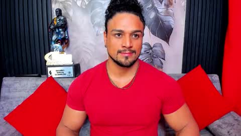 Snapshot of mike_estevess chatting on 03-09-26, 07:56 online show from 03-09-26, 07:56