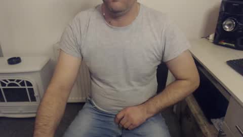 Snapshot of mike_master30 chatting on 12-12-24, 04:10 MikeMaster online show from 12-12-24, 04:10