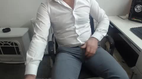 Snapshot of mike_master30 chatting on 12-16-24, 07:48 MikeMaster online show from 12-16-24, 07:48