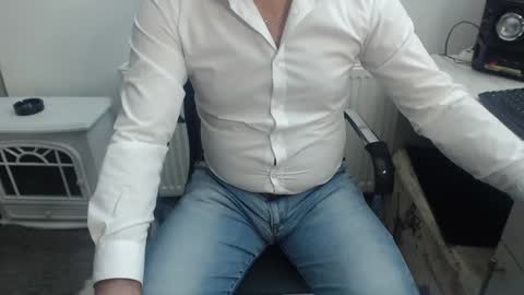 Snapshot of mike_master30 chatting on 12-22-24, 03:55 MikeMaster online show from 12-22-24, 03:55