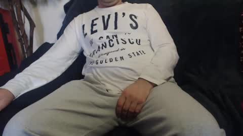 Snapshot of mike_master30 chatting on 02-21-25, 09:24 MikeMaster online show from 02-21-25, 09:24