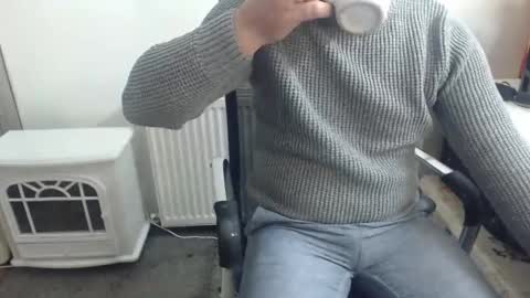 Snapshot of mike_master30 chatting on 02-28-25, 09:15 MikeMaster online show from 02-28-25, 09:15