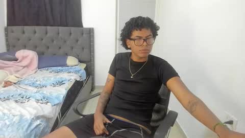 mike_master9 online show from 10-20-25, 06:30
