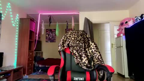 Mike online show from 07-30-26, 12:37