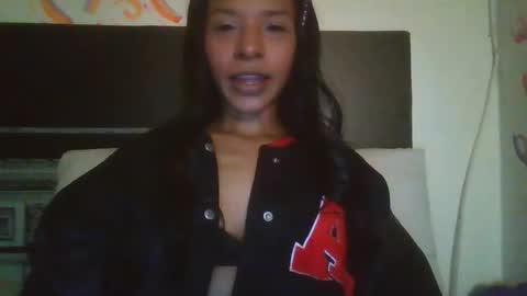 MAITE  MIKE  Sometimes Im with the boy in camera online show from 11-17-25, 04:29