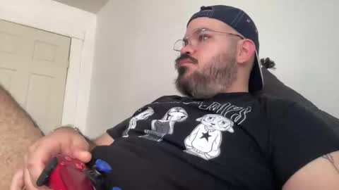 mikeatron2000 online show from 05-19-26, 08:26