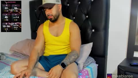 Snapshot of mikeblaree chatting on 02-02-26, 01:26 mikeblaree online show from 02-02-26, 01:26