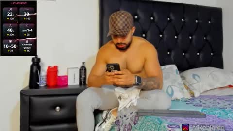 Snapshot of mikeblaree chatting on 03-07-26, 06:49 mikeblaree online show from 03-07-26, 06:49