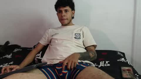 Snapshot of mikedick_420 chatting on 02-23-25, 07:33 mikedick_420 online show from 02-23-25, 07:33