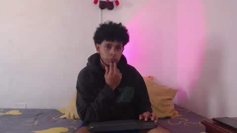 Snapshot of mikedick_420 chatting on 03-15-26, 01:39 mikedick_420 online show from 03-15-26, 01:39