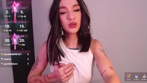 ZARA BLARE online show from 02-21-25, 11:54