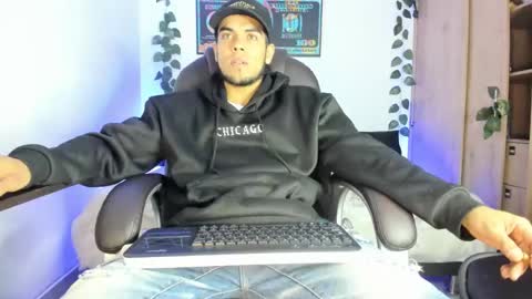 mikee_scooth online show from 02-17-25, 02:09