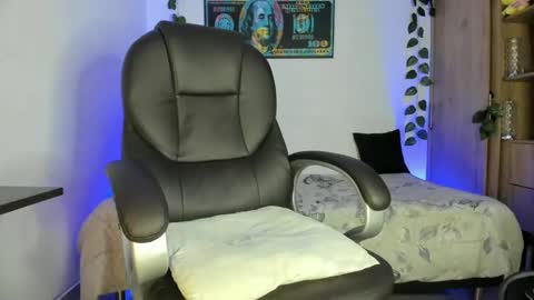 mikee_scooth online show from 02-26-25, 01:53