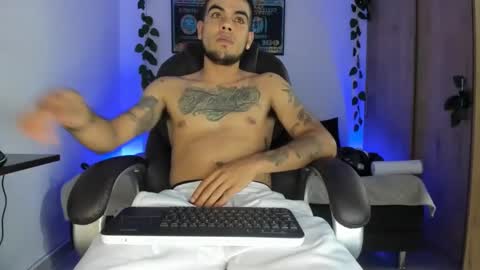 mikee_scooth online show from 03-01-25, 10:13