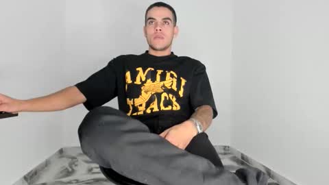 mikee_scooth online show from 01-13-26, 06:02