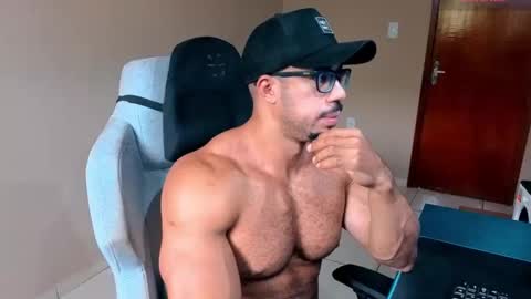 Snapshot of mikehotk chatting on 11-03-25, 07:15 mikehotk online show from 11-03-25, 07:15