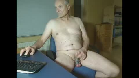 Snapshot of mikel19623 chatting on 11-03-25, 04:19 mikel19623 online show from 11-03-25, 04:19