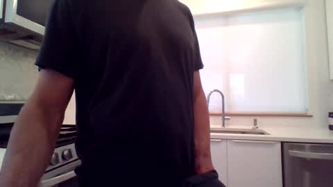 Snapshot of mikeps23 chatting on 06-20-26, 11:18 mikeps23 online show from 06-20-26, 11:18