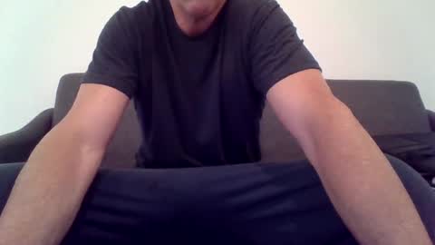 Snapshot of mikeps23 chatting on 06-24-26, 09:25 mikeps23 online show from 06-24-26, 09:25