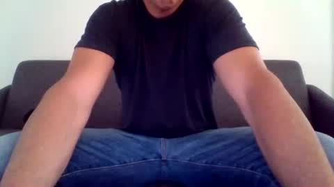 Snapshot of mikeps23 chatting on 07-19-26, 12:58 mikeps23 online show from 07-19-26, 12:58