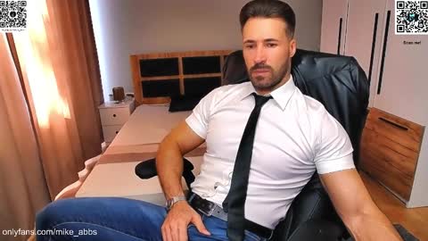 Mike    online show from 09-15-25, 12:16