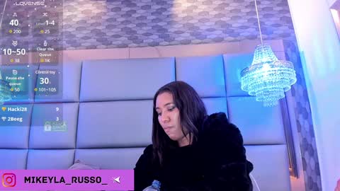 Snapshot of mikeyla_russo_ chatting on 01-30-25, 01:11 Mikeyla  online show from 01-30-25, 01:11