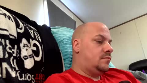 mikeylikesit2222 online show from 01-01-25, 06:27