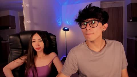 VIOLETAMIKE online show from 11-26-25, 12:00